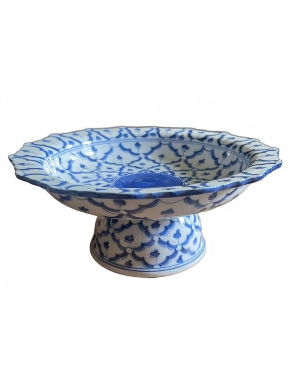 Thai Lai Nam Thong Blue and Whie Porcelain Pedestal Bowl